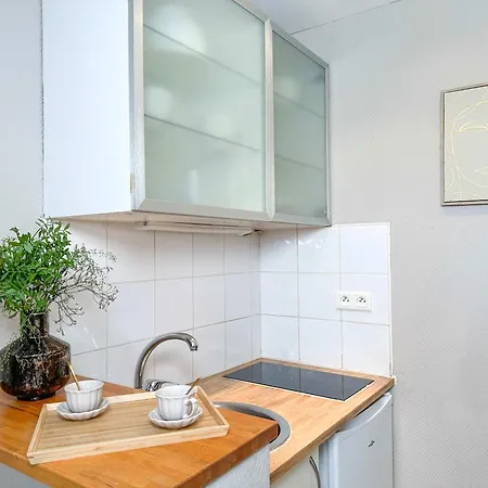 Outstanding In Appartement